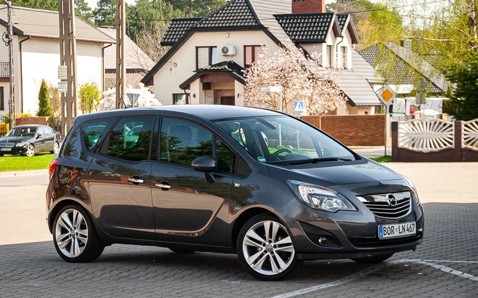 Opel Meriva cena 24900 przebieg: 173500, rok produkcji 2011 z Zagórz małe 742